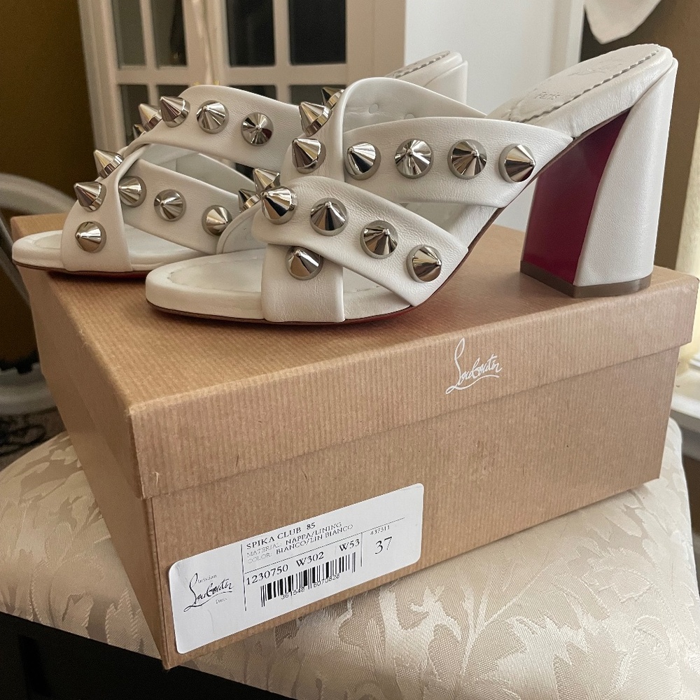 Christian Louboutin White Leather Spika Club 85 Mules, Size 37
